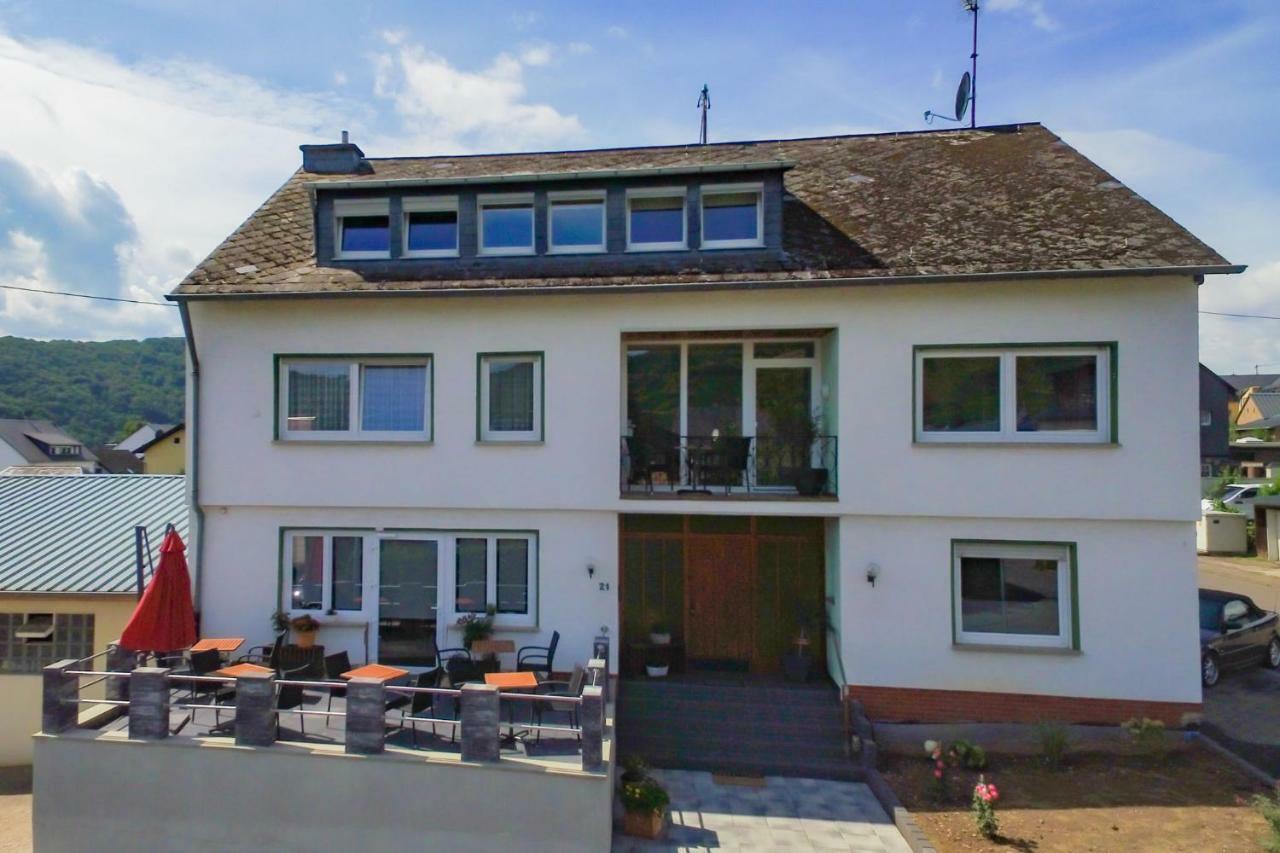 Weingut Gerd Muellers Hotel Krov Bagian luar foto
